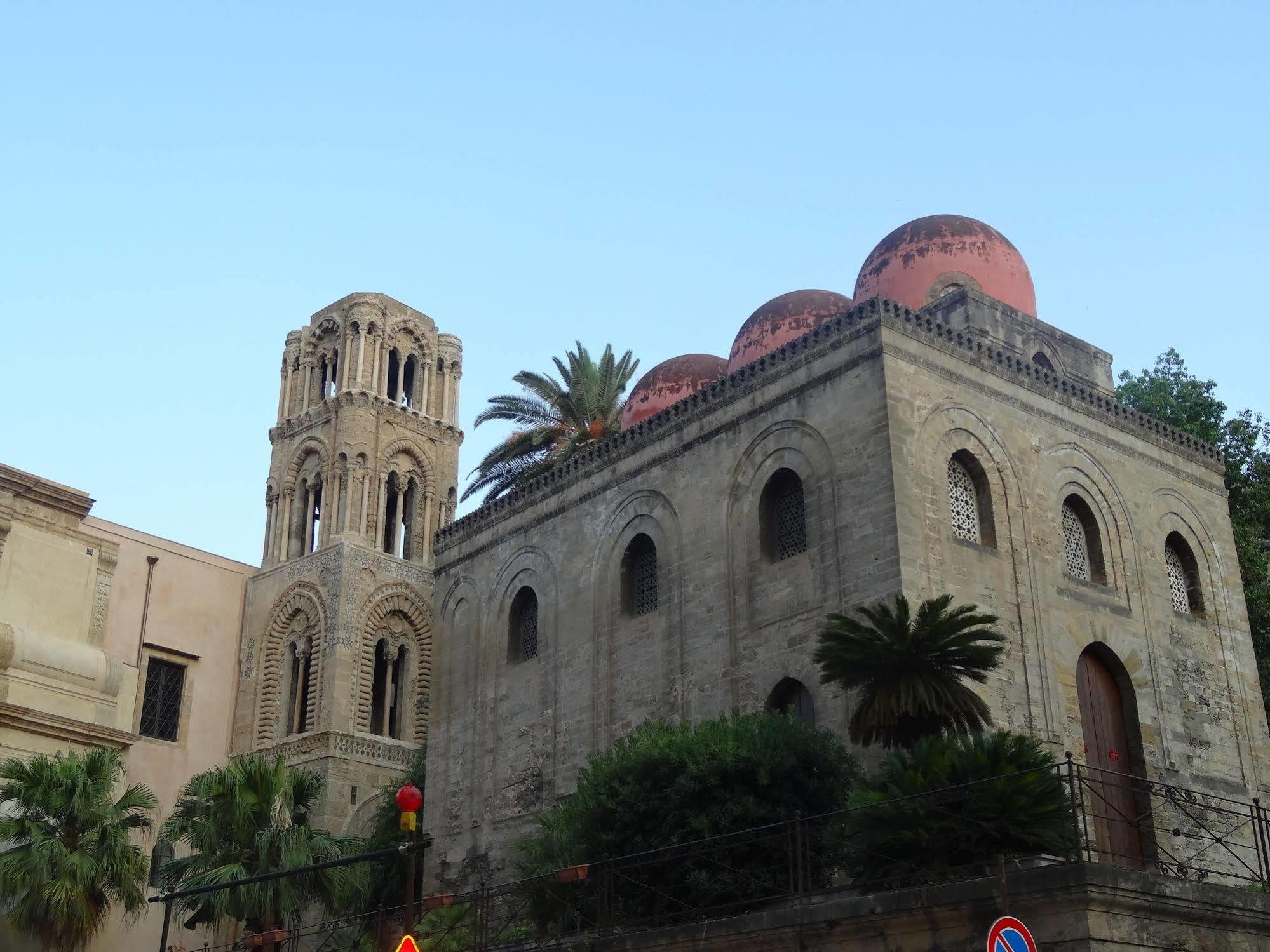 Abatellis Luxury Hotel Palermo Exterior photo