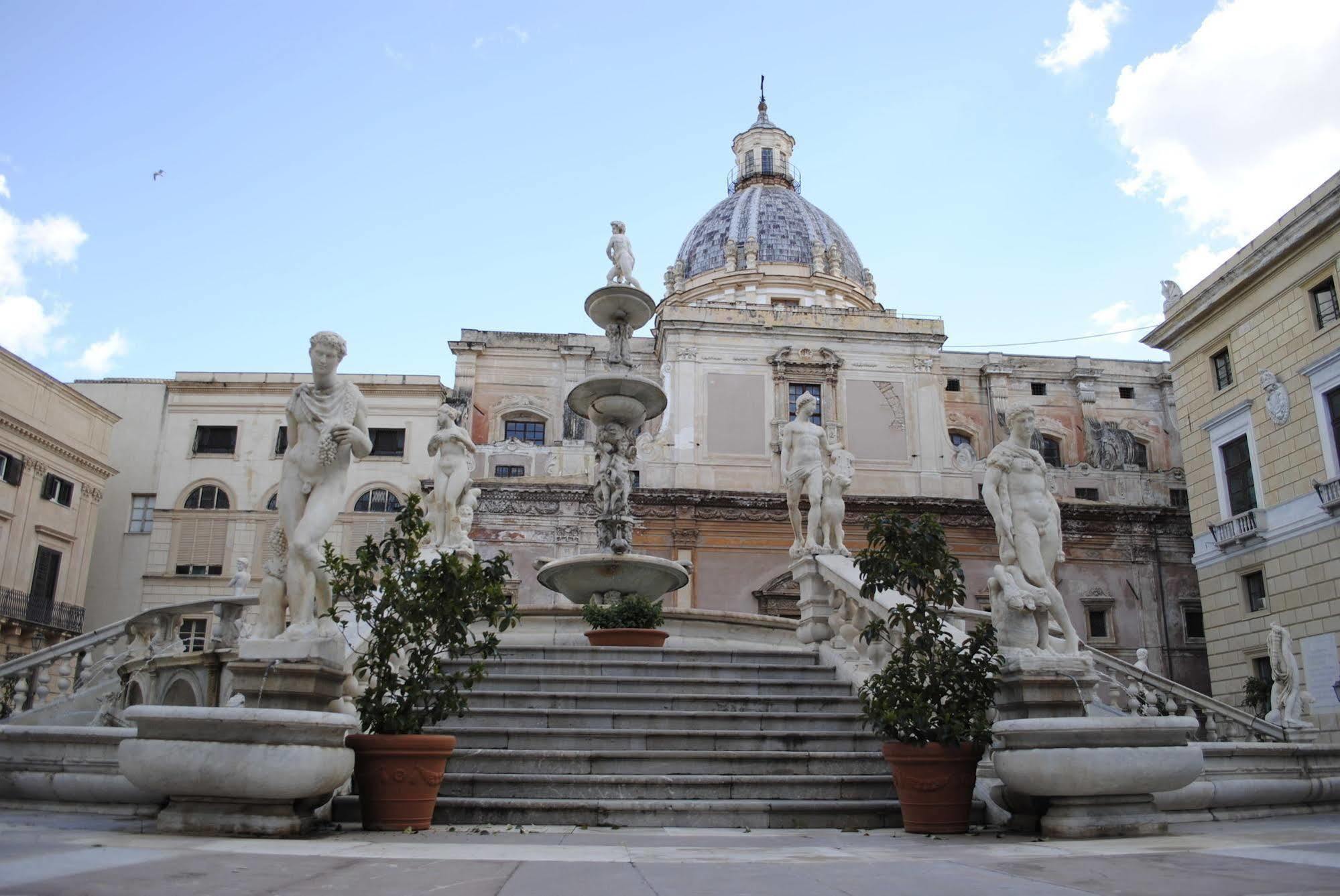 Abatellis Luxury Hotel Palermo Exterior photo